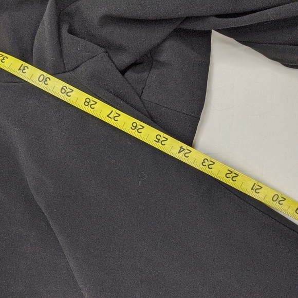 Kenneth Cole 12 short pants - Picture 5 of 8